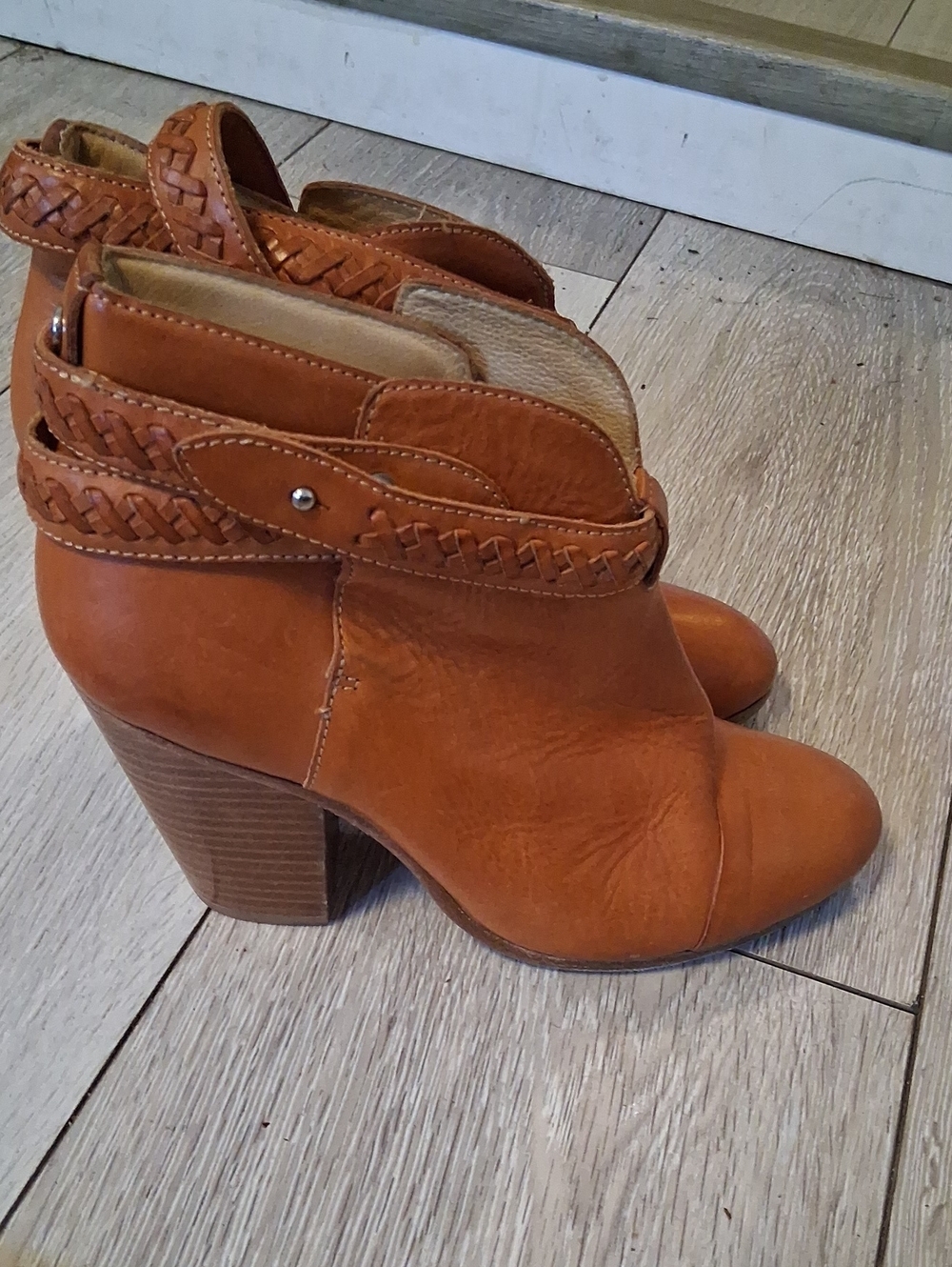 Rag & Bone Women's Tan Leather Braided-Ankle Booties